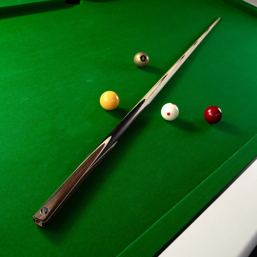 Jonny 8 Ball Walnut 57-inch one-piece pool cue Cue + Case