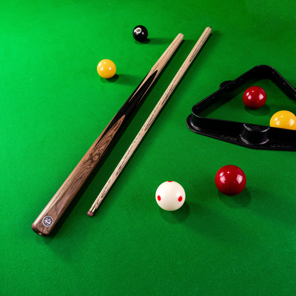 Baize Master Golden Sandalwood 57-inch cue - 9.5mm tip Cue + Case