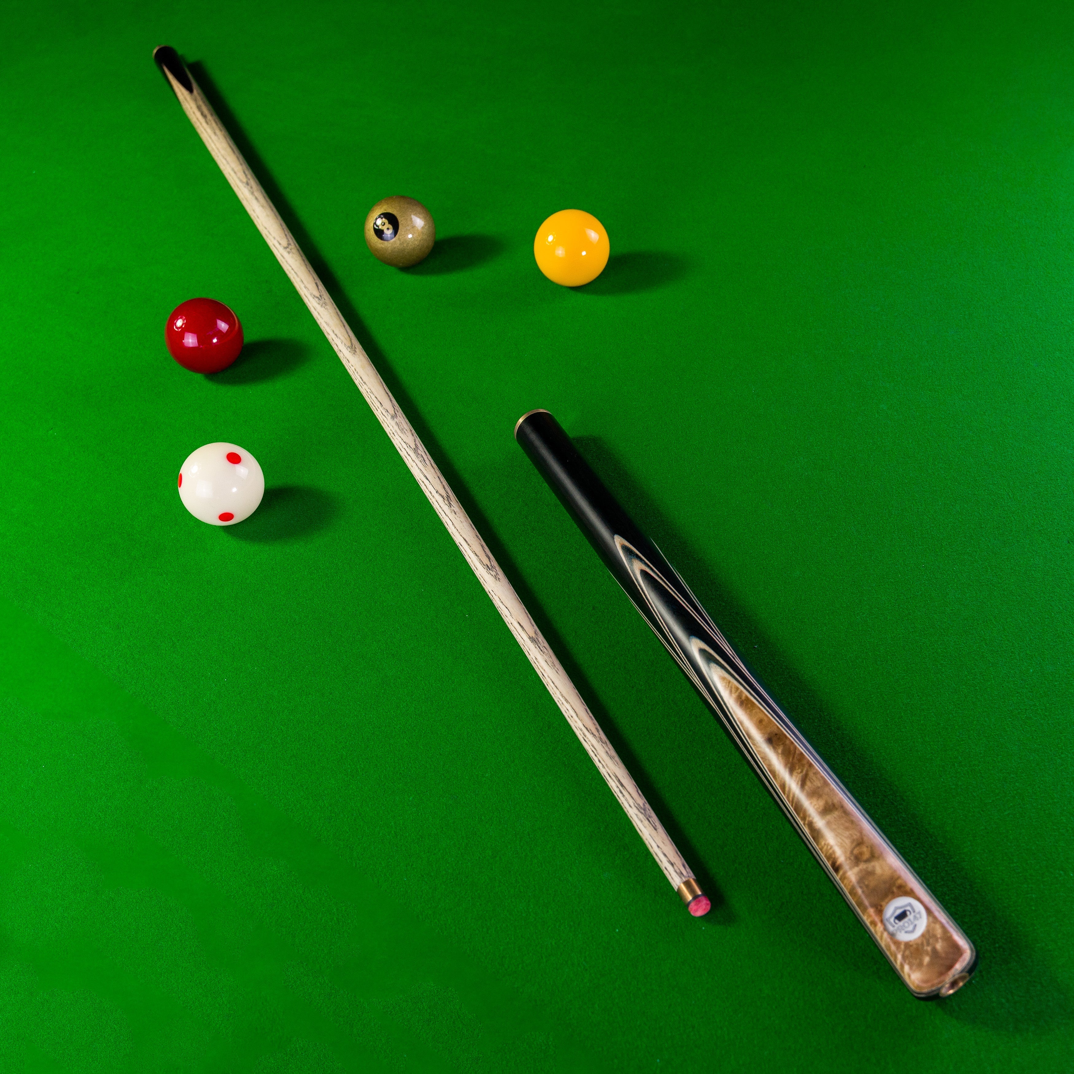 PRO147 Pearl Series Gold Burl 3/4 cue Cue + Case