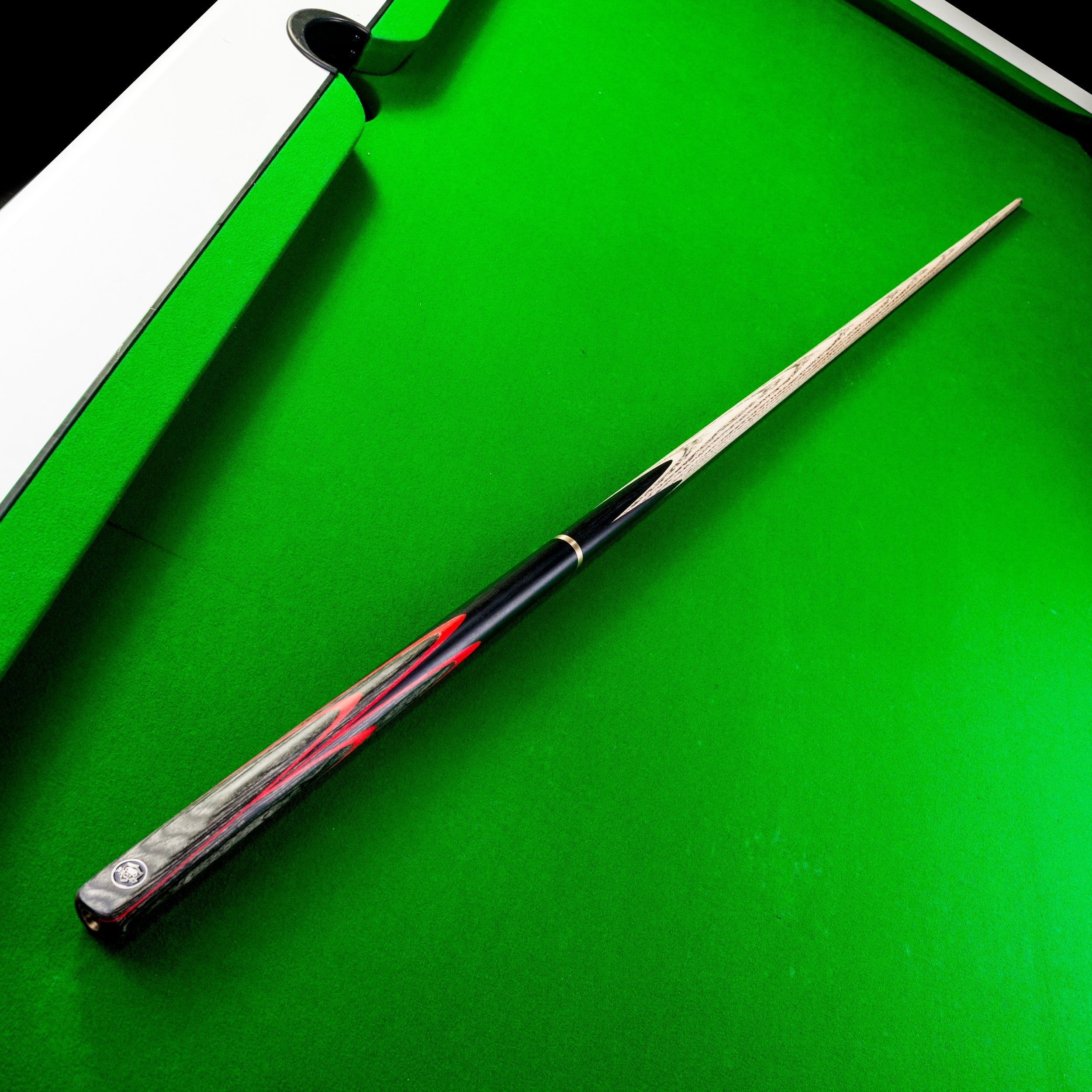 PRO147 Apollo 58-inch 3/4 cue Cue + Case