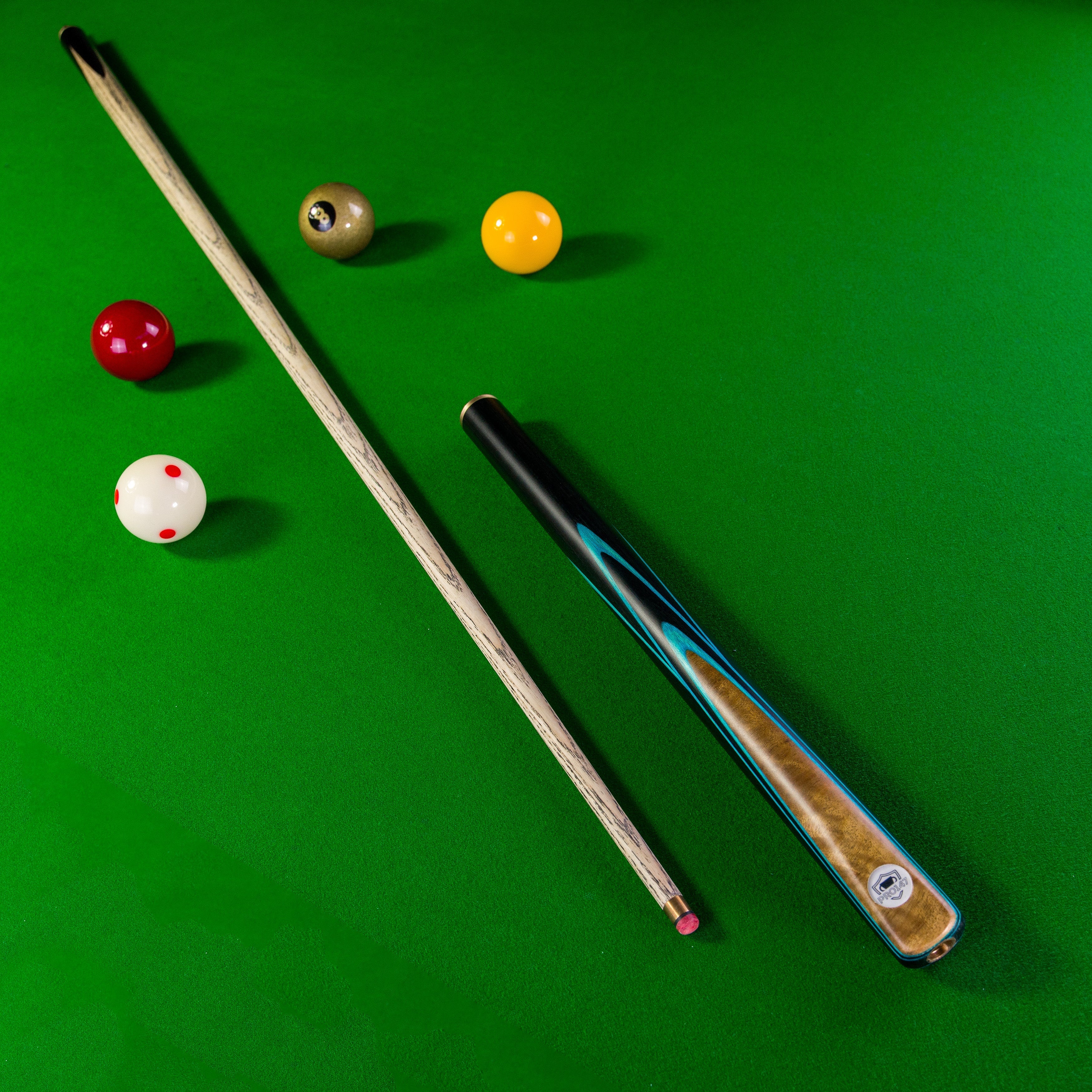 PRO147 Pearl Series Blue Burl 3/4 cue Cue + Case