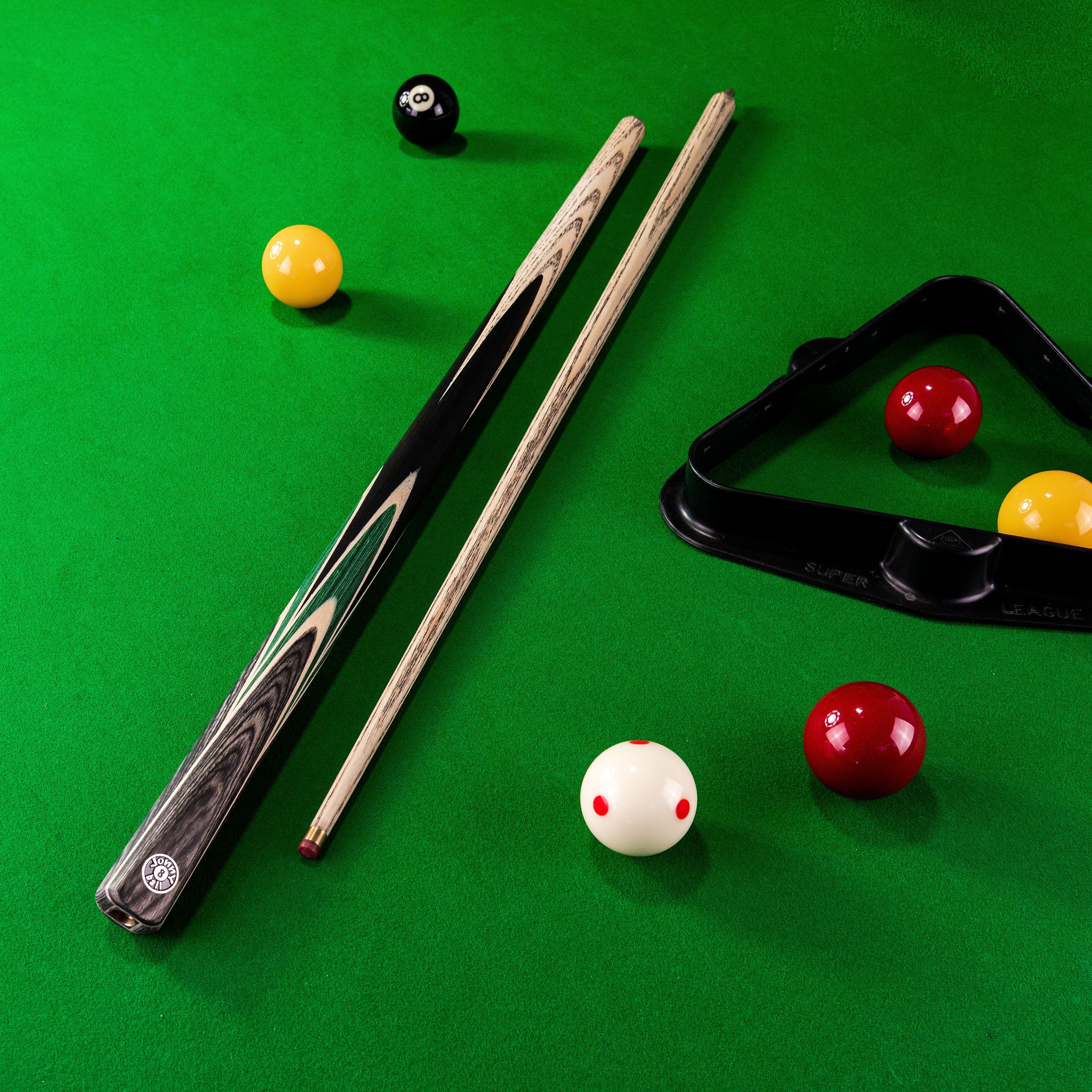 Jonny 8 Ball Vortex 57-inch 2-piece pool cue Cue + Case