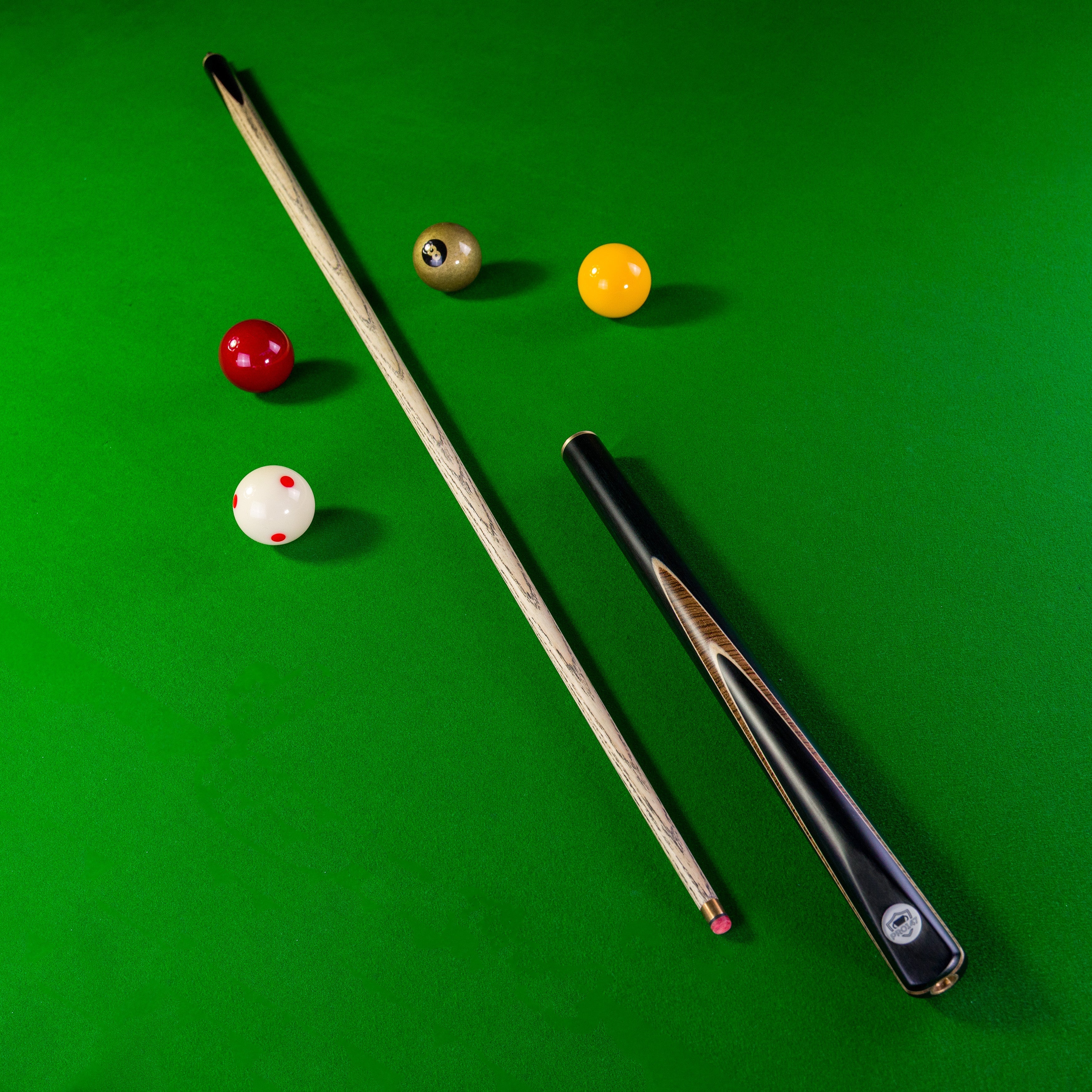 PRO147 Pearl Series Zebra 3/4 cue Cue + Case
