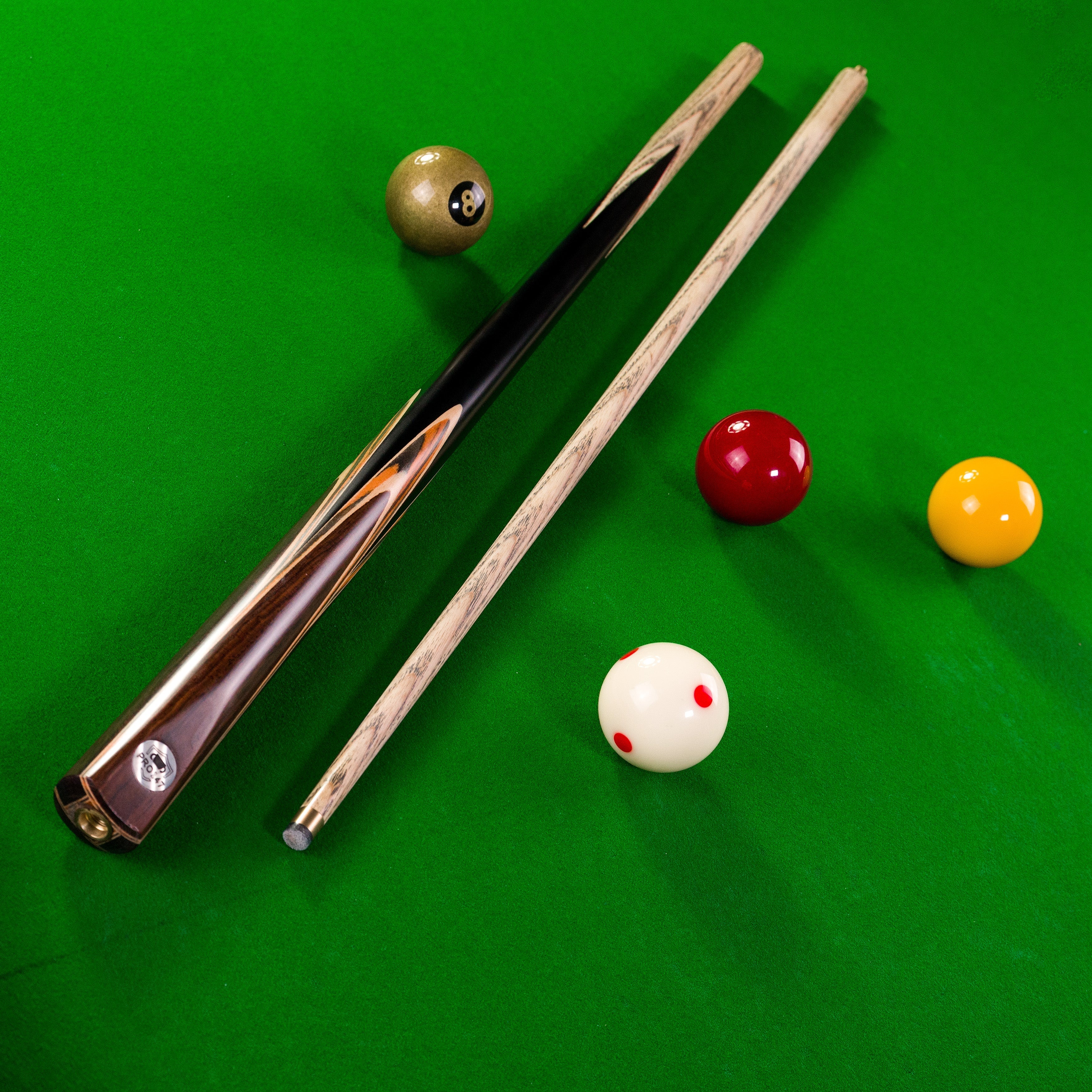 PRO147 Tiger cue and case set Cue + Case