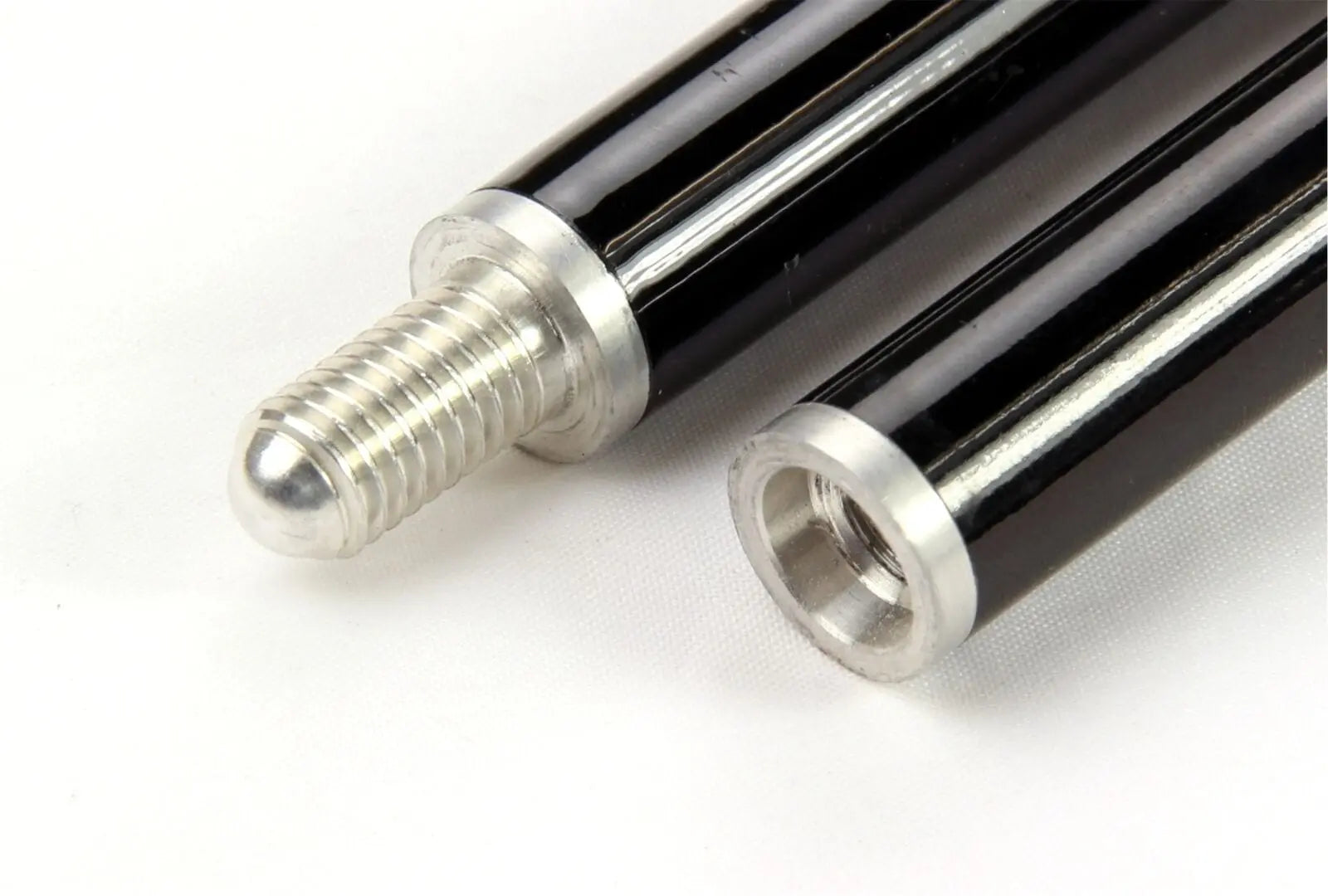 Jonny 8 Ball 57-inch 2-piece cue rest Cue + Case