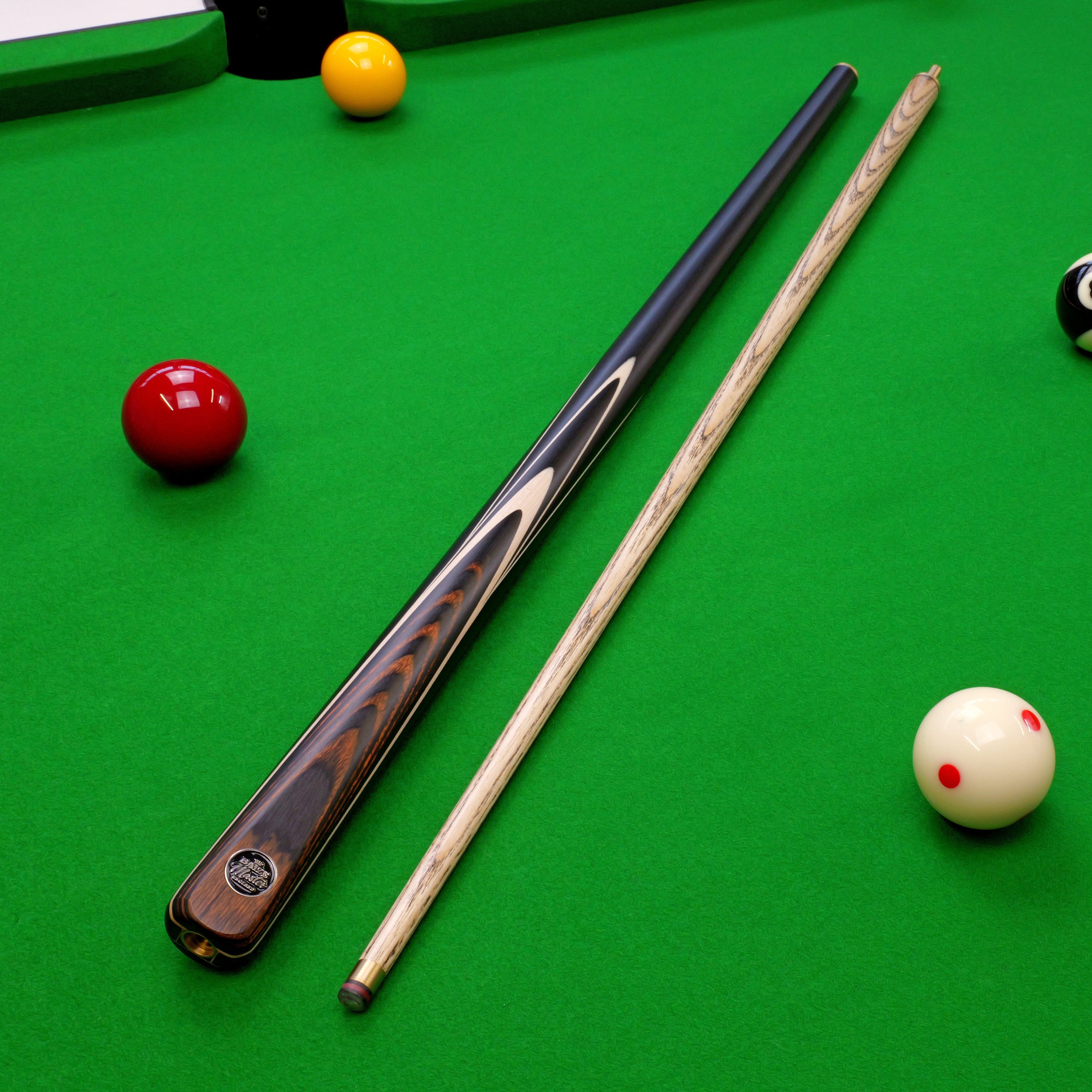 Baize Master Blackline Elite 2-piece snooker cue Cue + Case