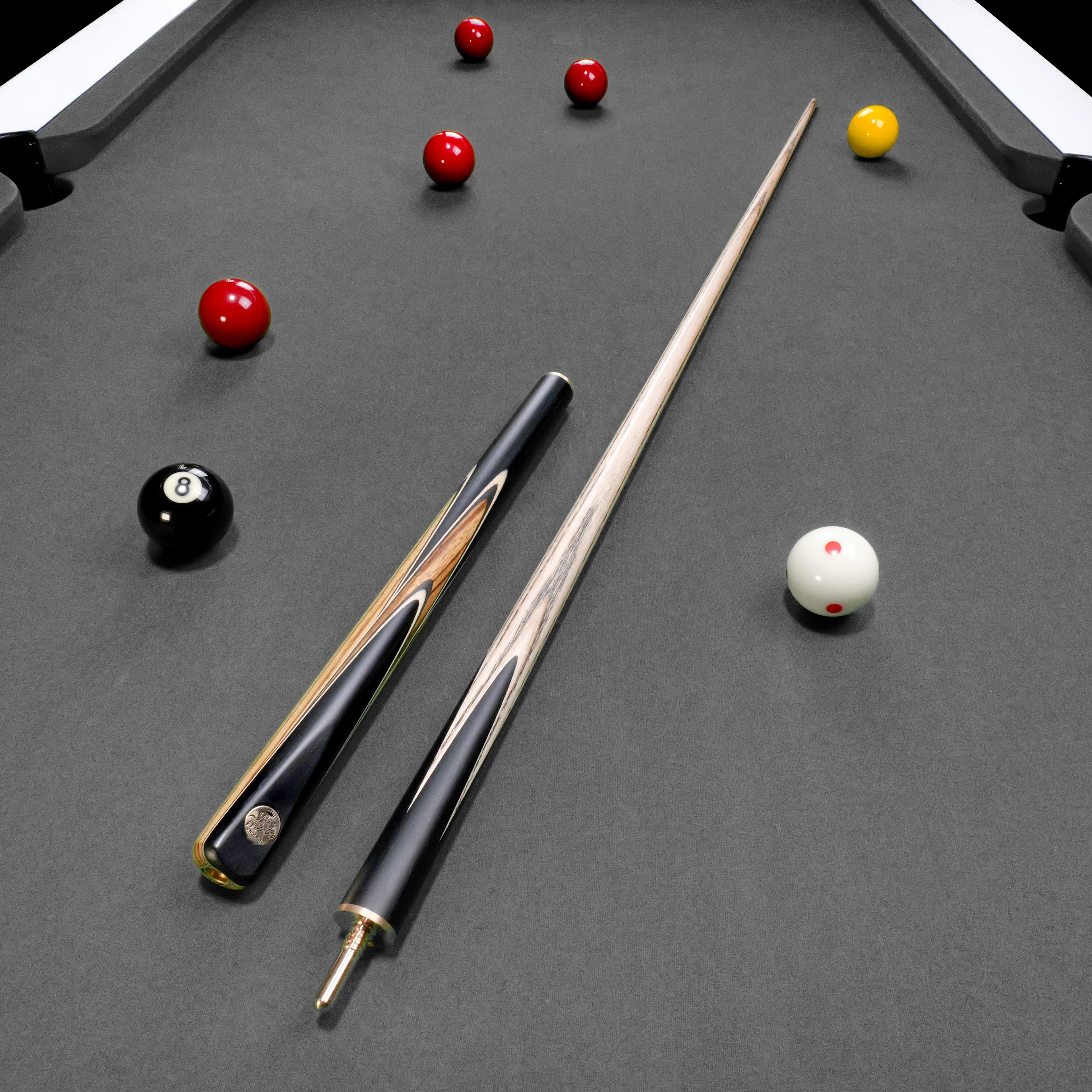 Baize Master Earthen Marksman cue and case set Cue + Case