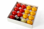 Jonny 8 Ball 50.8mm red and yellow pool balls Cue + Case