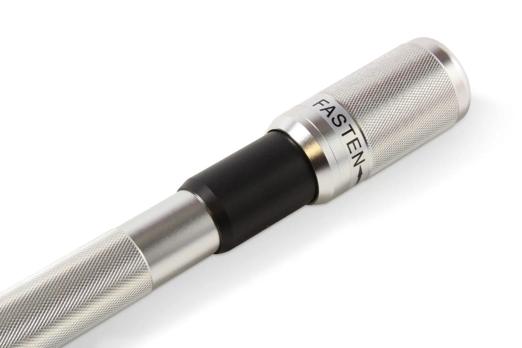Baize Master silver mini pool cue extension Cue + Case