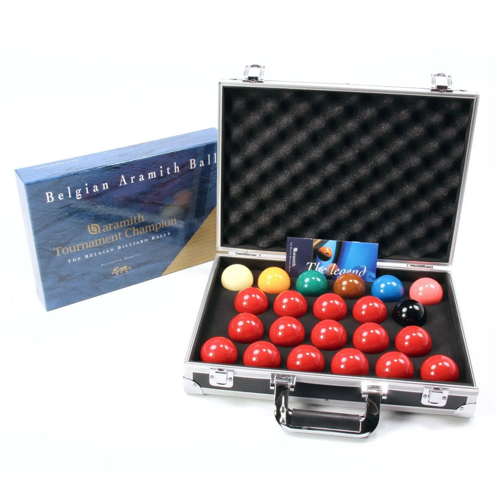 Aramith Tournament Champion snooker balls with case Cue + Case