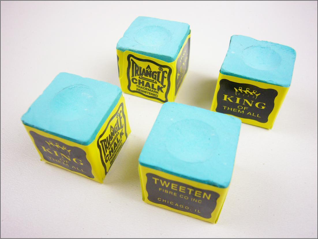 Triangle green chalk - 8 pack Cue + Case